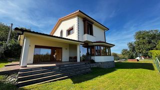 Chalet en venta en Celorio-Poó-Parres en Llanes