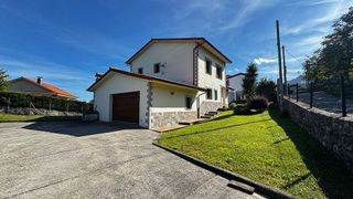 Chalet en venta en Celorio-Poó-Parres en Llanes