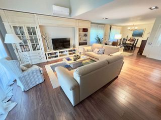 Chalet en venta en Cabanillas del Campo