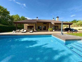 Chalet en venta en Cabanillas del Campo