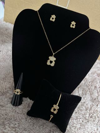 Conjunto Tous en acero inoxidable