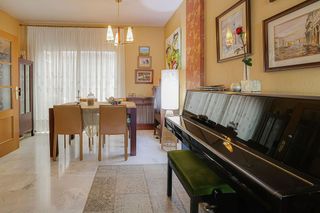 Casa pareada en venta en Mas Rampinyó - Carrerada en Montcada i Reixac