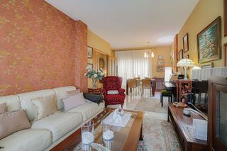 Casa pareada en venta en Mas Rampinyó - Carrerada en Montcada i Reixac