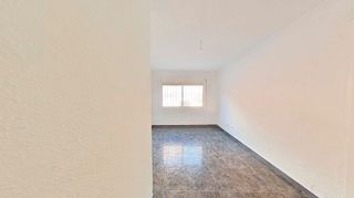 Piso en venta en Artigas - Llefià en Badalona