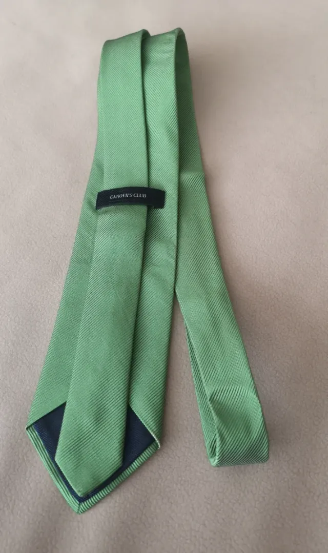 Corbata verde Canova's Club, de Seda Natural. 