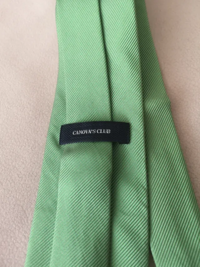 Corbata verde Canova's Club, de Seda Natural. 
