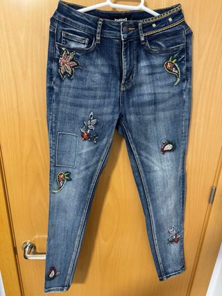 Pantalón vaquero Desigual azul talla 26
