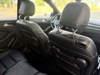 Mercedes-Benz Clase B 200d Aut