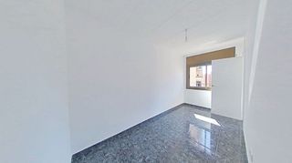 Piso en venta en Artigas - Llefià en Badalona