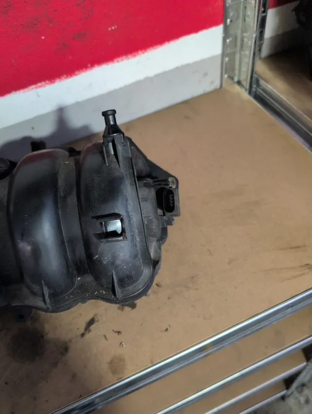 Colector Admisión 036129711