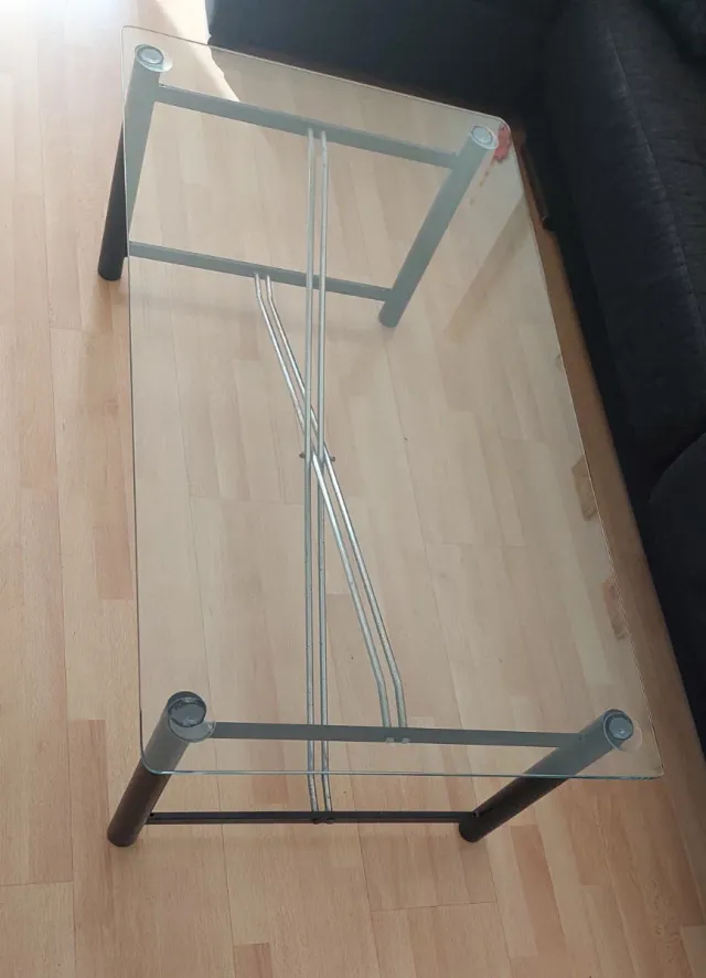 Mesita de centro cristal y metal