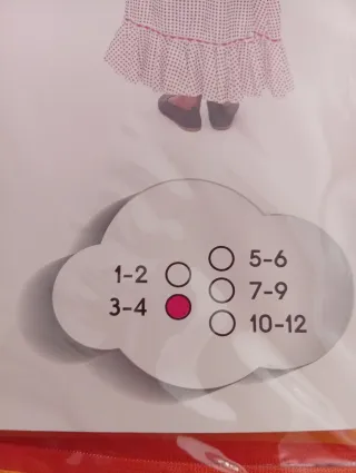 Traje niña chulapa rojo y blanco Sólo un uso.