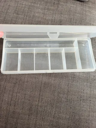 Scatola porta minuterie in plastica