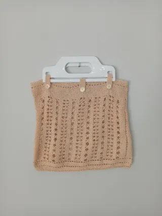 Bolso tejido a mano con botones
