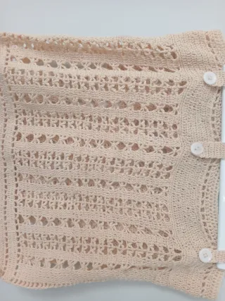 Bolso tejido a mano con botones