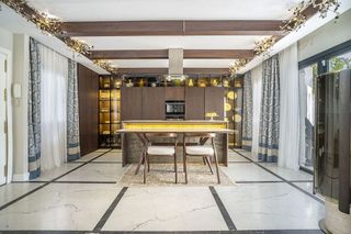 Piso en venta en Los Naranjos - Las Brisas en Marbella