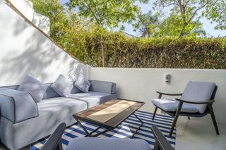 Piso en venta en Los Naranjos - Las Brisas en Marbella
