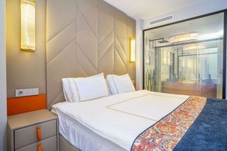 Piso en venta en Los Naranjos - Las Brisas en Marbella