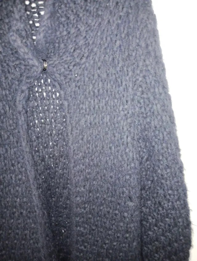 Abrigo negro lana punto flojo