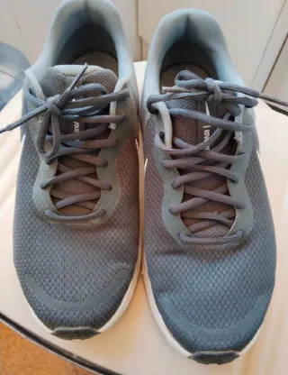 OCASIÓN Zapatillas Nike Talla 44 Gris/Blanco