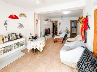 Casa adosada en venta en Iznalloz
