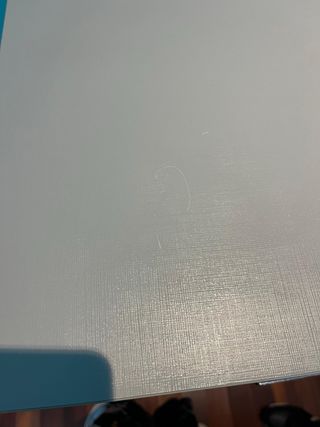 Cómoda 4 cajones morado y blanco