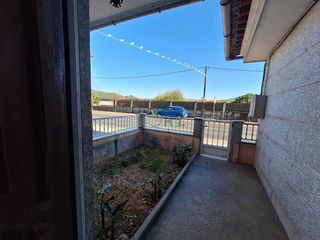 Chalet en venta en Ribadavia