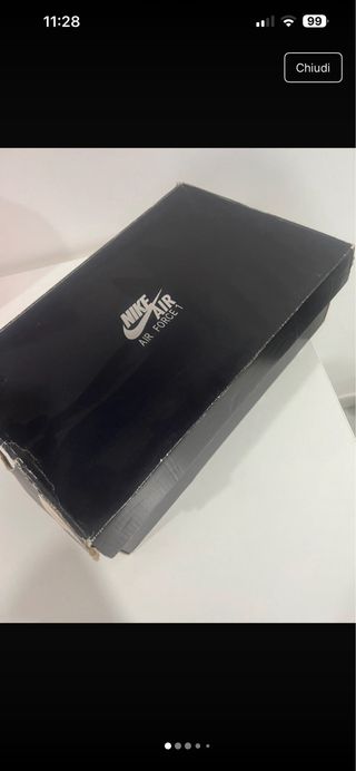 Scarpe Nike Air Force 1 nere e bianche