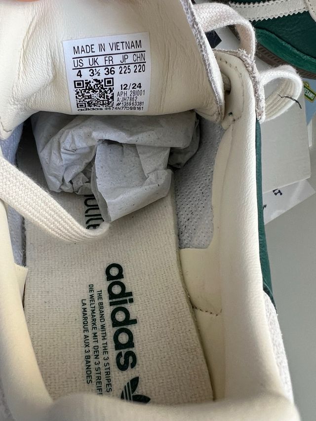 Adidas Samba Verdes y Blancas Talla 36 NIÑO