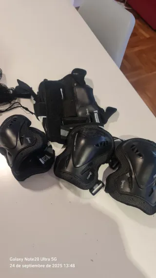 Patines y Protecciones Patines Niños/Adultos