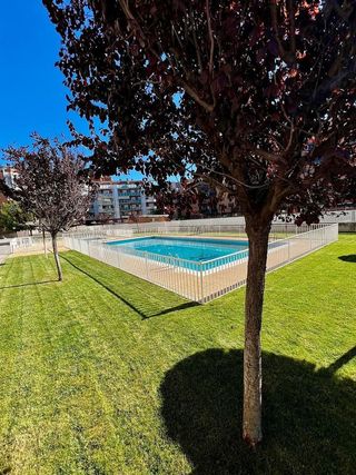 Piso en venta en Los Olivos en Huesca