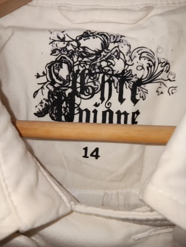 Gabardina corta Unique blanca