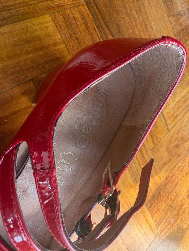 MIMAO Merceditas Piel Rojas Talla 38