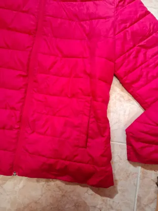 Chaqueta cortavientos rosa