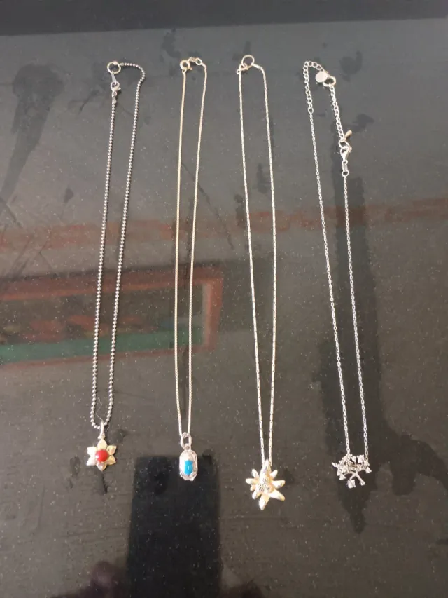 Collares Plata con Colgantes..12€ cada colgante