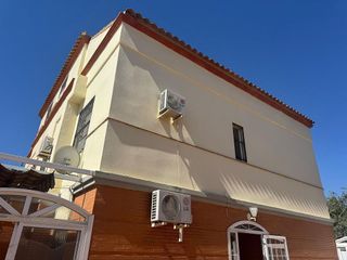 Casa pareada en venta en Gines