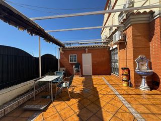 Casa pareada en venta en Gines