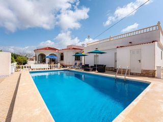 Casa en venta en La Siesta - El Salado - Torreta en Torrevieja