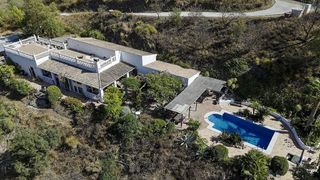 Chalet en venta en Canillas de Aceituno