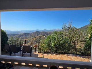 Chalet en venta en Canillas de Aceituno