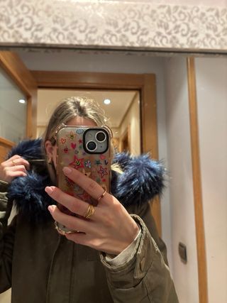 Abrigo caqui con pelo interior