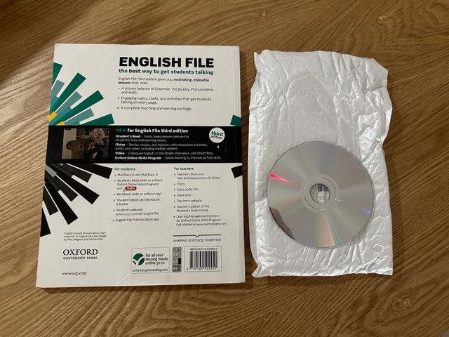 English File 3rd Edition Advanced. Student's Bo...