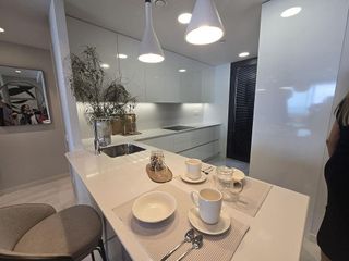 Piso en venta en Playa de Poniente en Benidorm