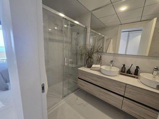 Piso en venta en Playa de Poniente en Benidorm