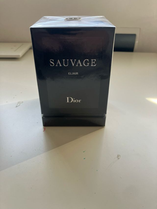 Dior Sauvage Elixir Perfume Caja Negra Plateada