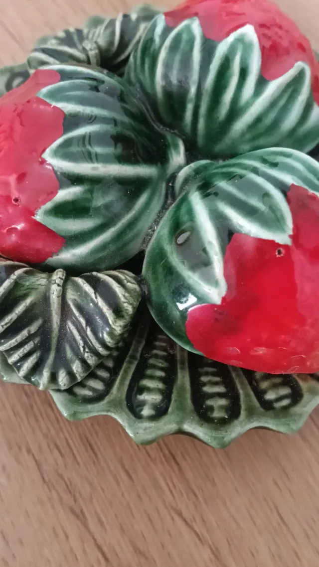 Pieza Fresas Álvaro José Caldas da Rainha