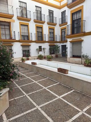 Piso en alquiler en Museo en Sevilla