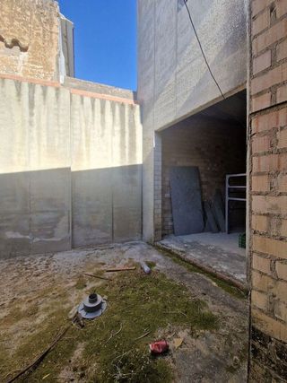 Casa adosada en venta en Moguer
