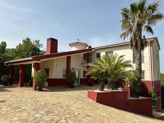 Chalet en venta en Cocentaina