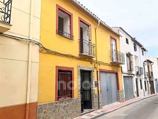 Casa adosada en venta en Mancha Real